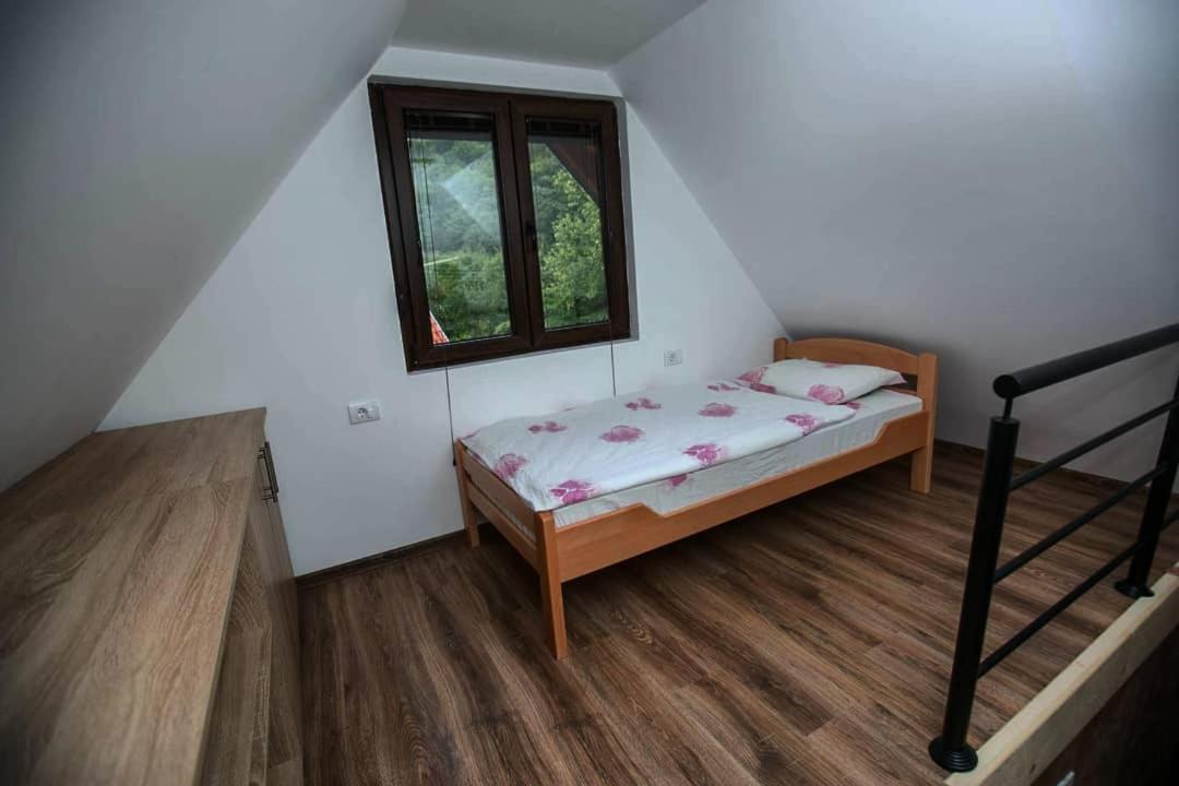 Zoranovi Konaci Villa Jevtici Exterior foto